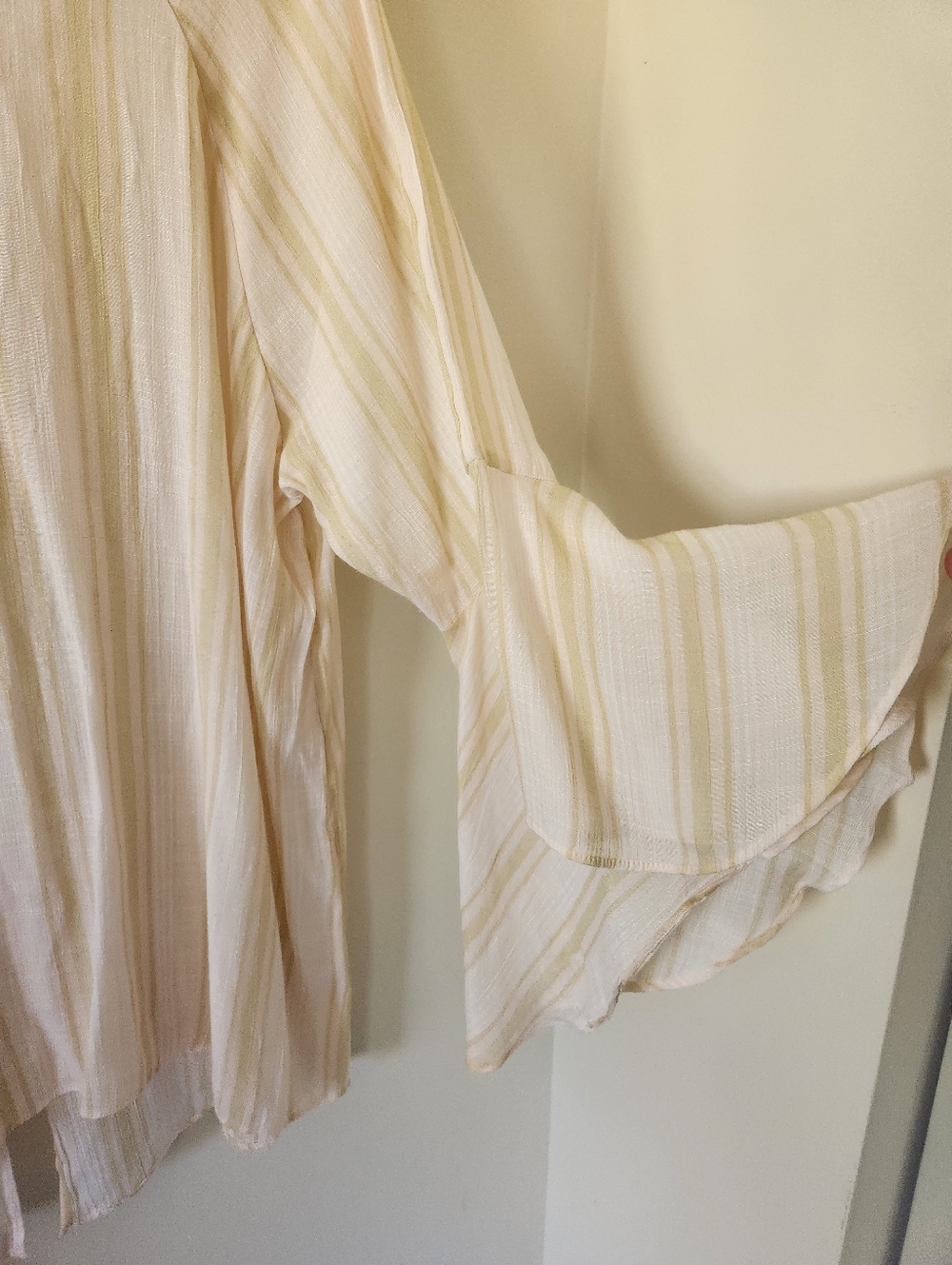 Lauren Conrad Tan Striped Flutter Sleeve Top - Picture 4 of 8